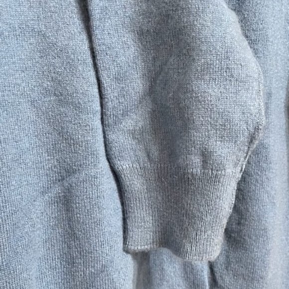 Cashmere sweater M V Neck NWOT Goat Blue lightweight washable sustainable fibre - Picture 6 of 8